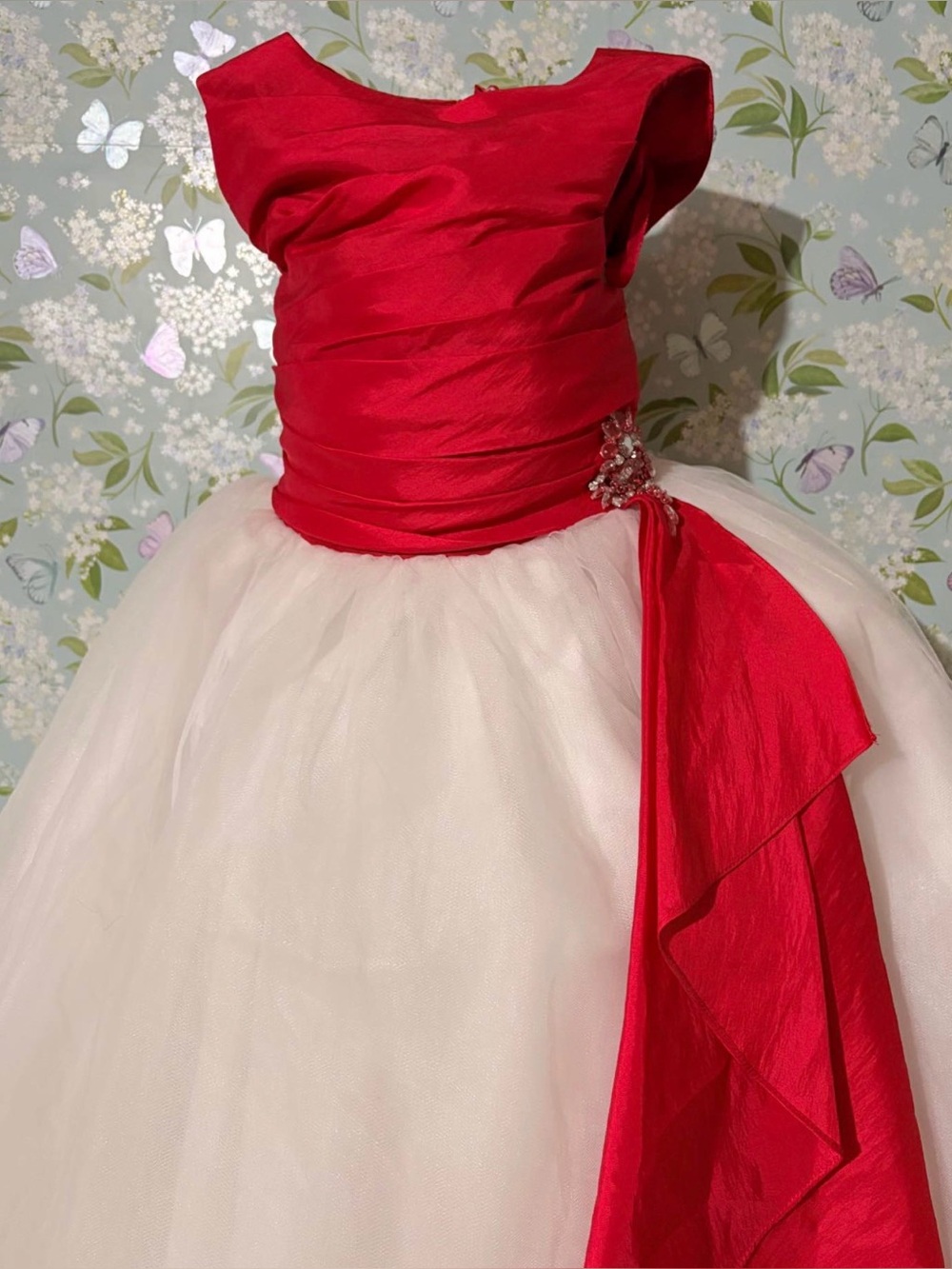 Red and White Girls' Formal Tulle Dress with Decorative Sash